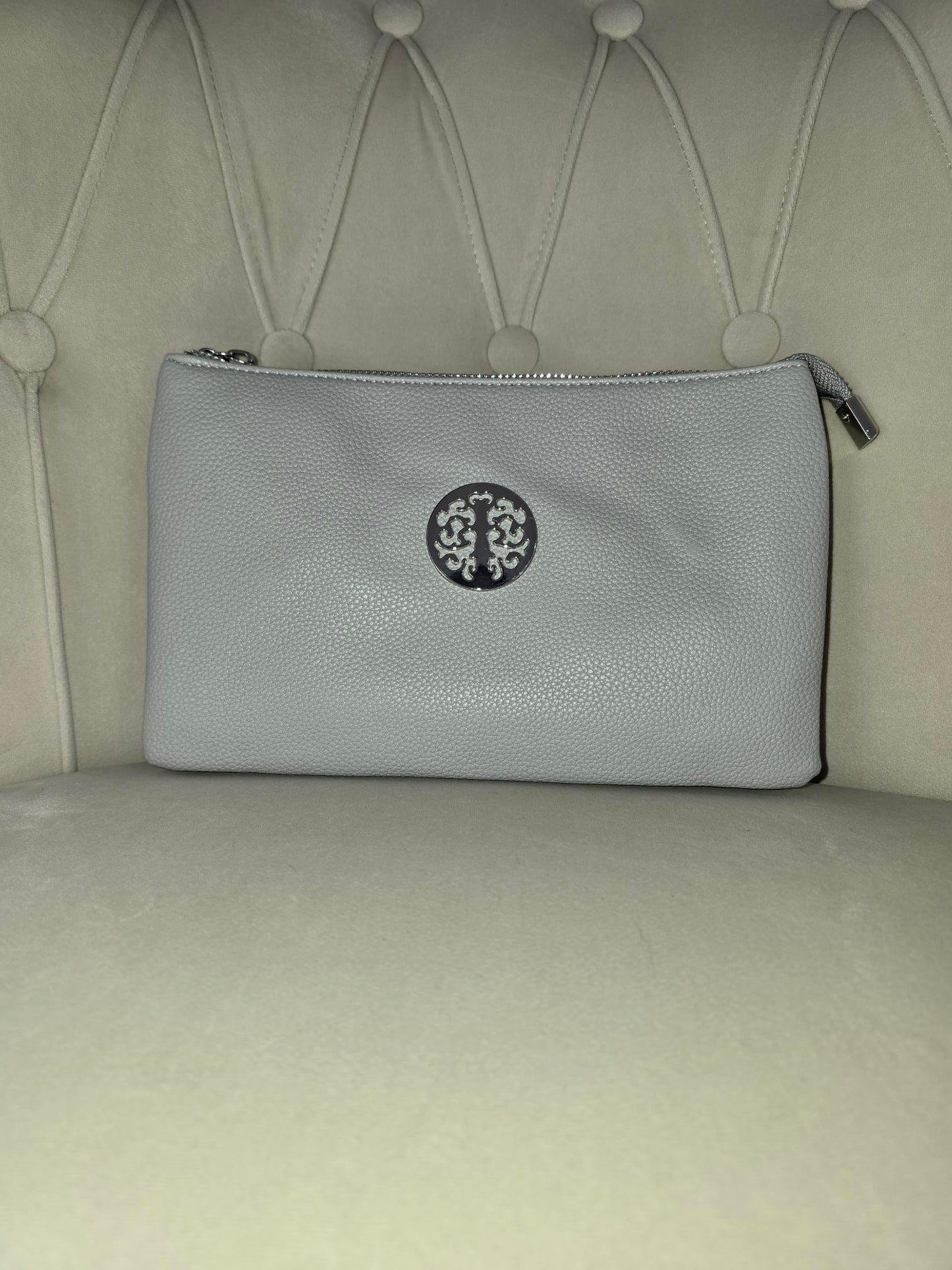 Crossover Body Handbag Light Grey